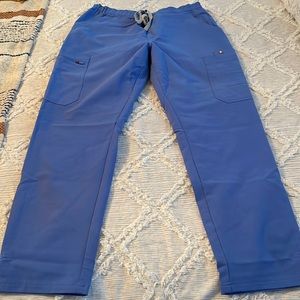 Figs scrubs set MP pants M top ceil blue